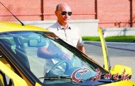 国产轿车怎么加油的视频,视频教学，轻松掌握加油技巧